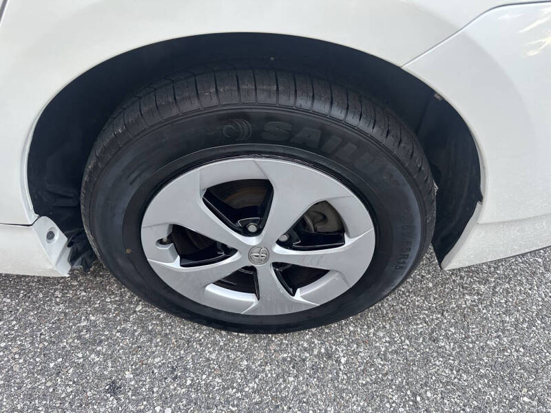 2015 Toyota Prius Two