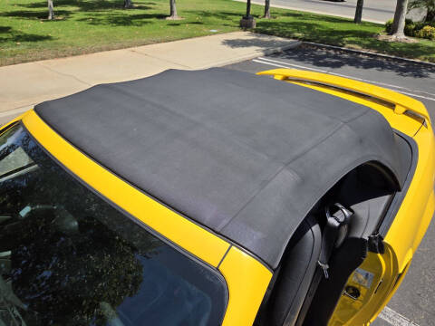 2004 Ford Mustang Deluxe