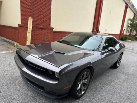 2015 Dodge Challenger SXT
