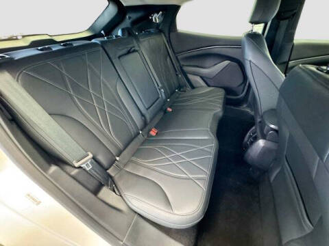 2024 Ford Mustang Mach-E Select