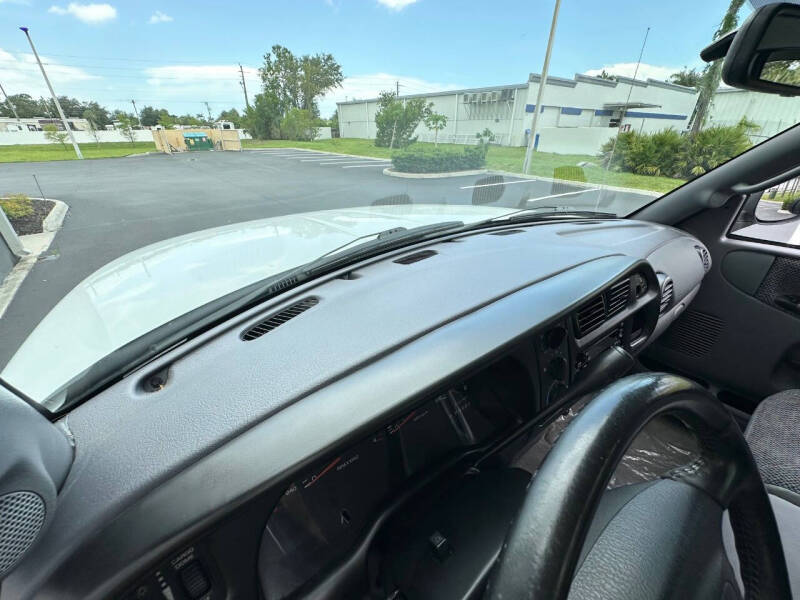 2002 Dodge Ram 2500 SLT