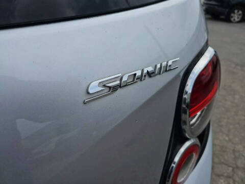 2015 Chevrolet Sonic LS Auto