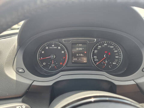 2017 Audi Q3 2.0T quattro Premium Plus