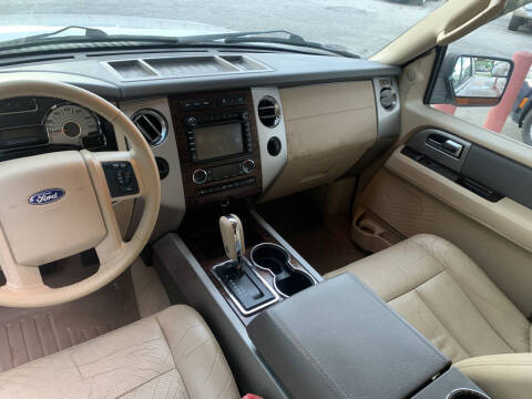 2013 Ford Expedition XLT