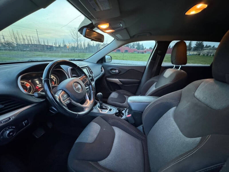 2018 Jeep Cherokee Latitude