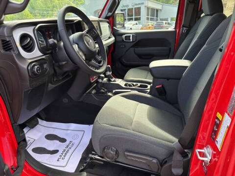 2025 Jeep Gladiator Willys