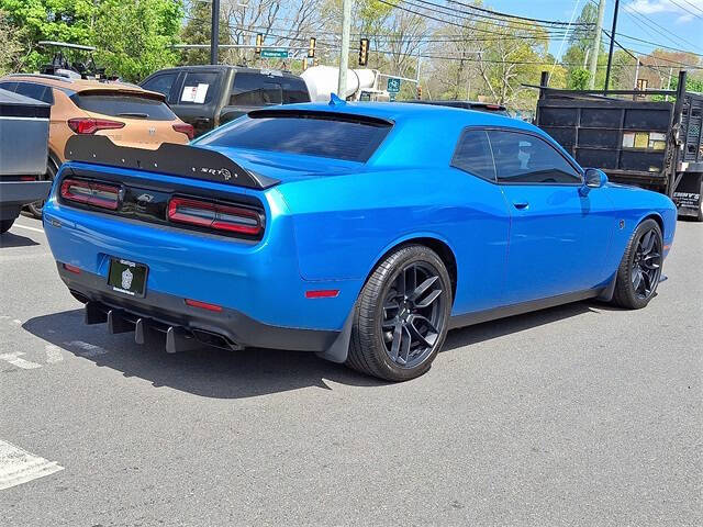 2016 Dodge Challenger SRT Hellcat