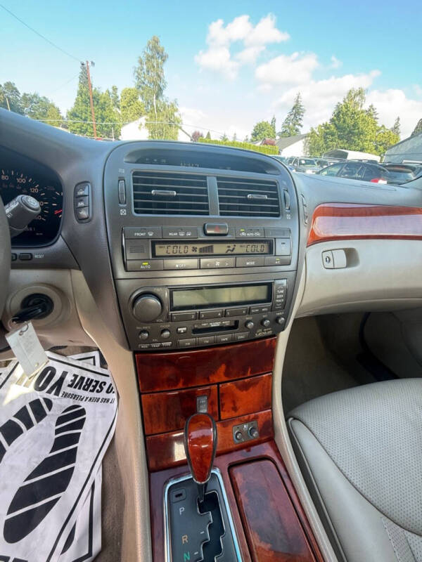 2003 Lexus LS 430