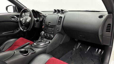 2017 Nissan 370Z NISMO