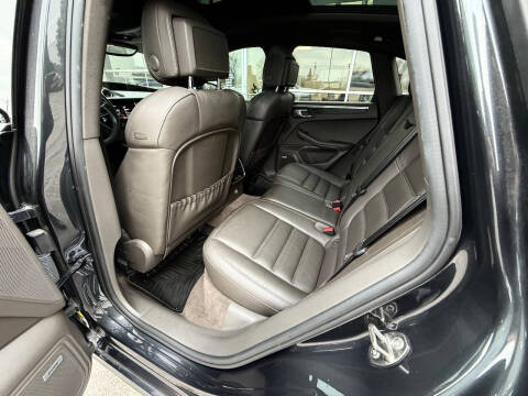 2017 Porsche Macan GTS