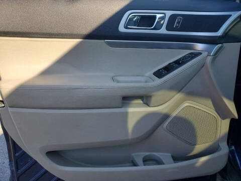 2011 Ford Explorer XLT