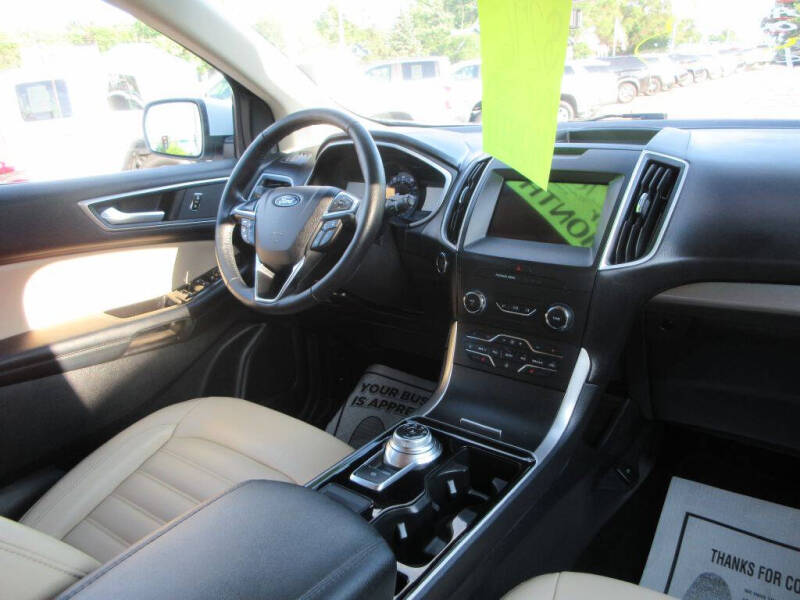 2020 Ford Edge SEL