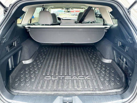 2025 Subaru Outback Premium