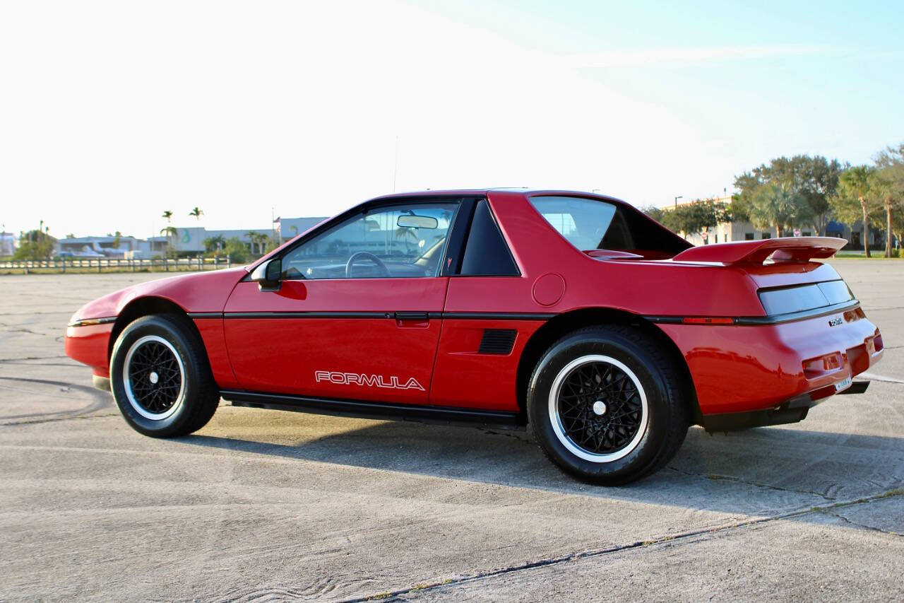 1988 Pontiac Fiero 59