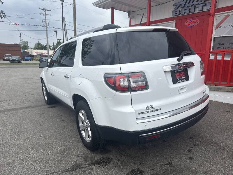 2016 GMC Acadia SLE-2