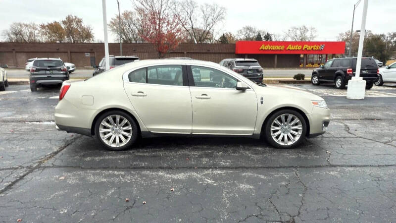2010 Lincoln MKS