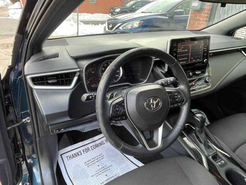 2021 Toyota Corolla Hatchback SE