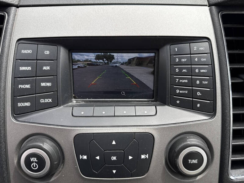 2018 Ford Taurus SE