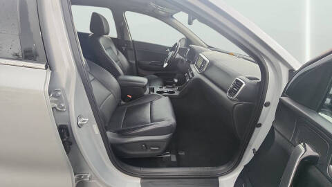2020 Kia Sportage EX