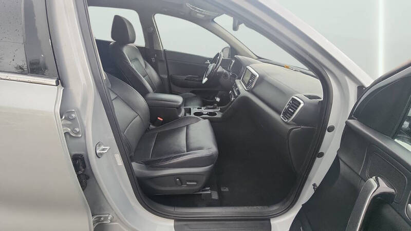 2020 Kia Sportage EX