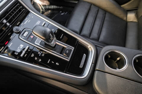 2018 Porsche Panamera