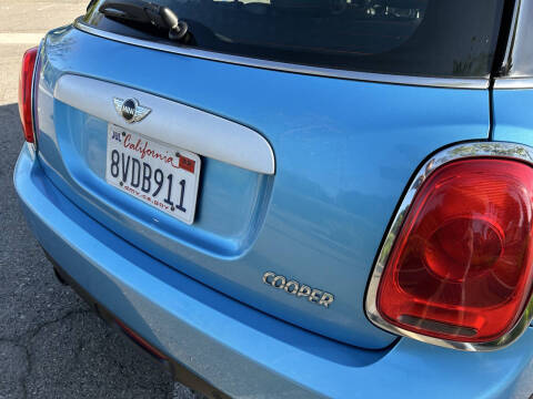 2015 MINI Hardtop 4 Door Cooper