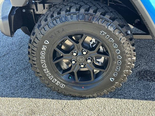 2025 Jeep Gladiator High Tide