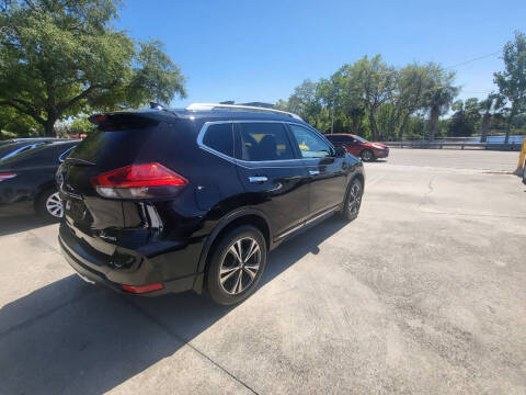 2017 Nissan Rogue SL