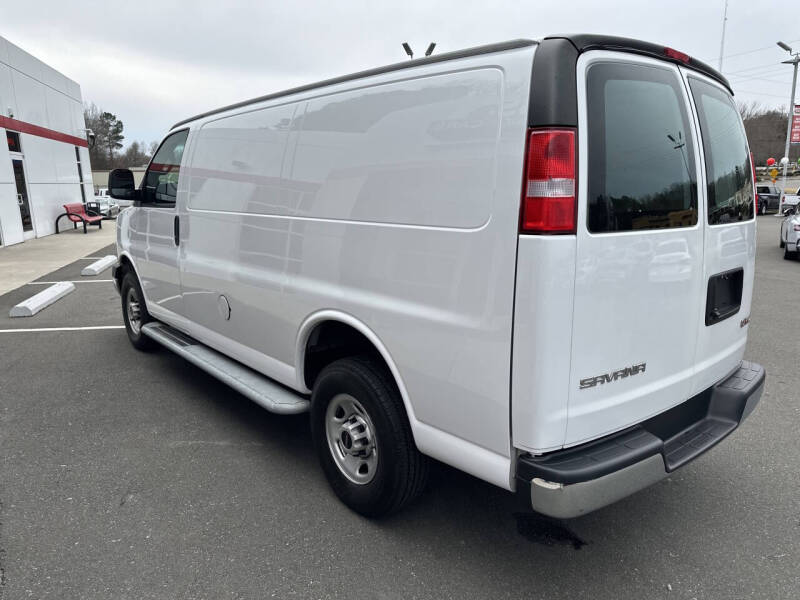 2023 GMC Savana 2500