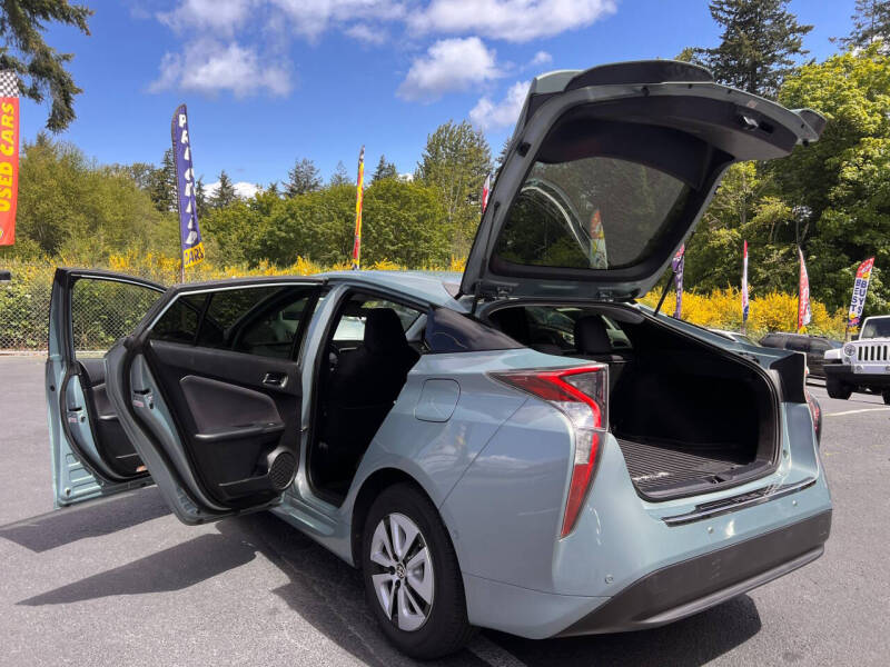 2018 Toyota Prius Two