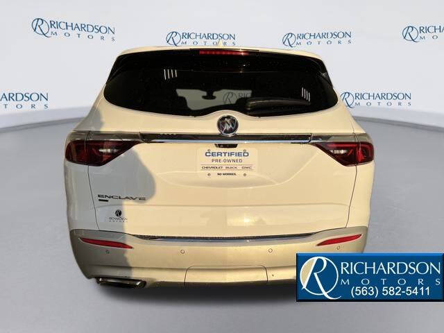 2024 Buick Enclave Premium