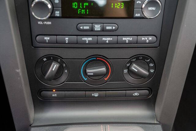 2009 Ford Shelby GT500 24