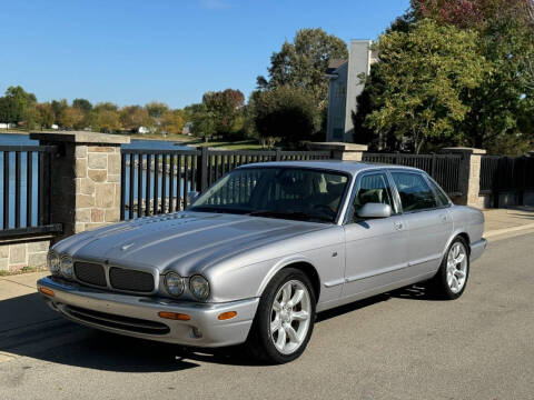 2002 Jaguar XJR 100