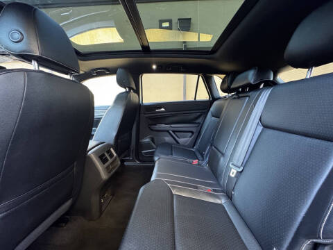 2020 Volkswagen Atlas Cross Sport SE