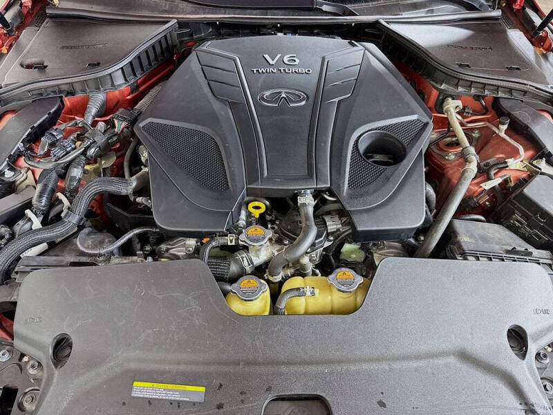 2020 Infiniti Q60 Red Sport 400