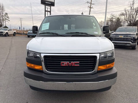 2024 GMC Savana 2500