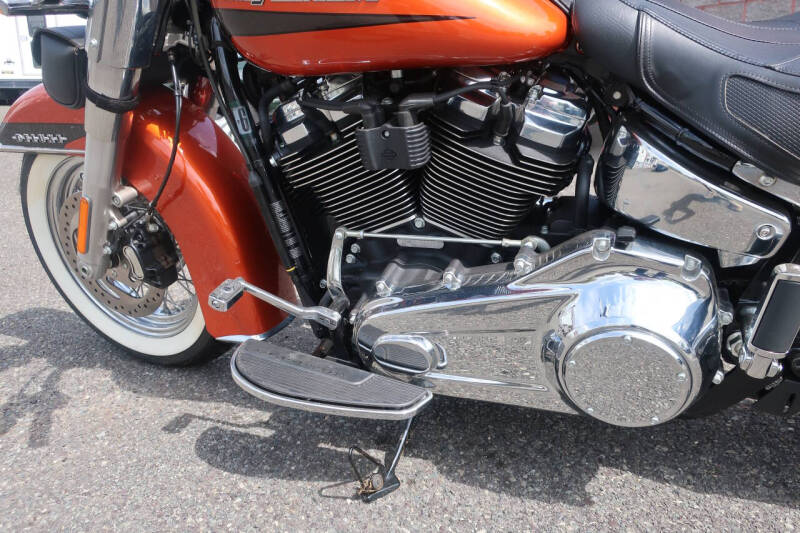 2020 Harley-Davidson FLDE