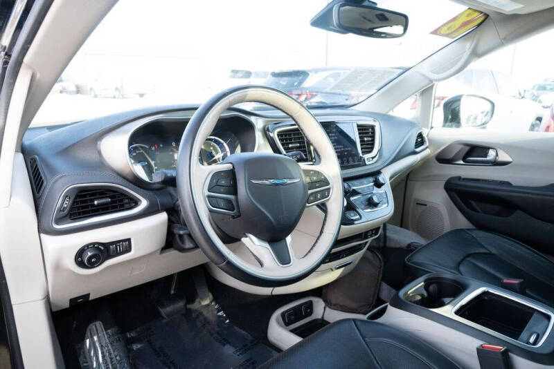 2018 Chrysler Pacifica Hybrid Limited
