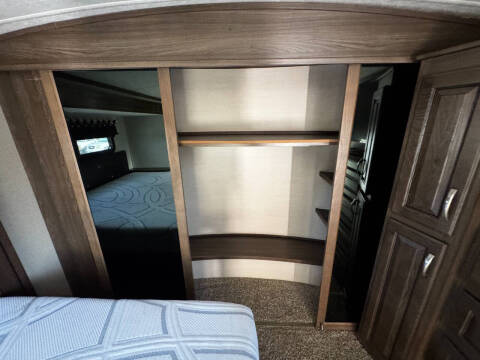 2016 EverGreen RV Bayhill