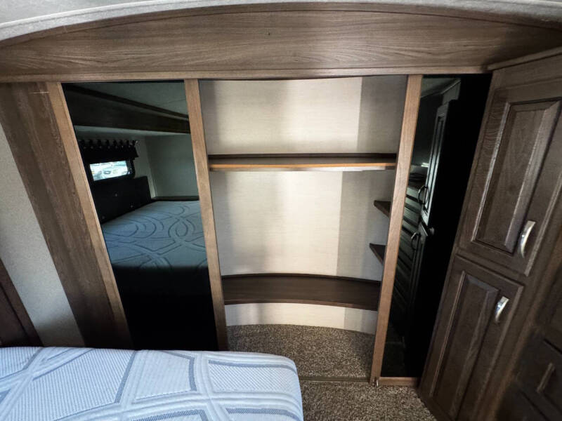 2016 EverGreen RV Bayhill