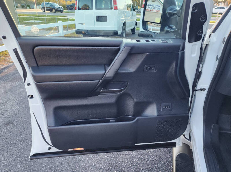 2011 Nissan Titan SL