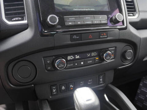 2023 Nissan Frontier SV