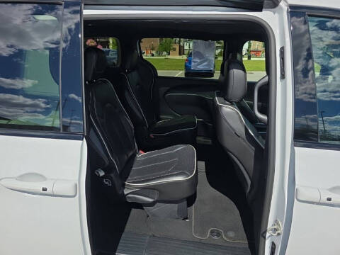 2025 Chrysler Pacifica Limited