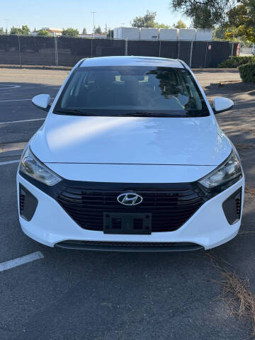 2019 Hyundai Ioniq Hybrid Blue