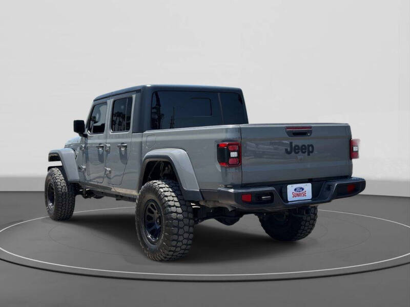 2021 Jeep Gladiator