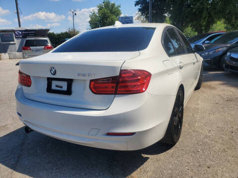 2015 BMW 3 Series 320i