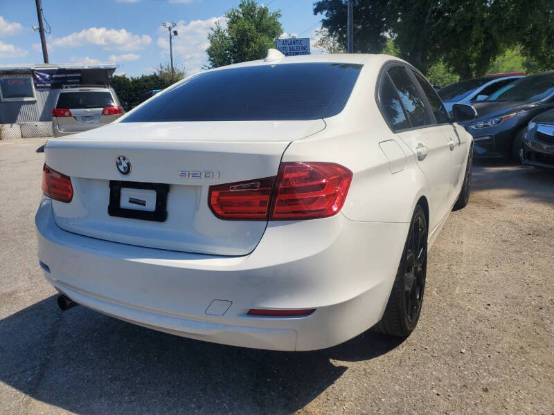 2015 BMW 3 Series 320i