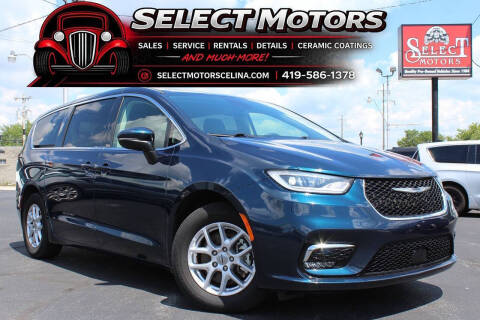 2023 Chrysler Pacifica Touring L