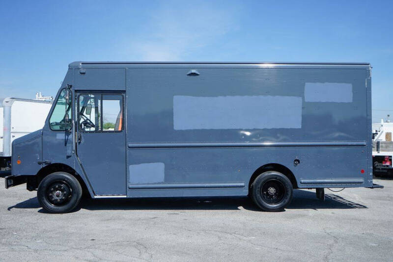 2020 Freightliner MT45 Chassis