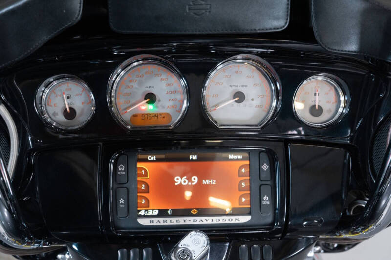 2014 Harley-Davidson Street Glide Special